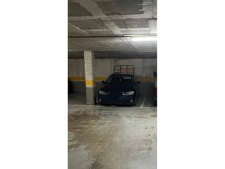 Location Parking voiture  Calle figuerola. Párquing para alquilar