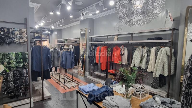 Foto e3429e6a-8847-490f-a251-f808436eecbb. Local comercial a carrer d'august 11 a Eixample Tarragona