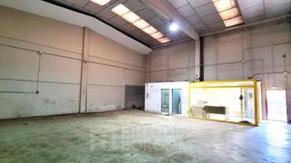 Nau industrial a Camí vell de salou 8. Nave en venta en el polígono industrial del francolí (entrevías)