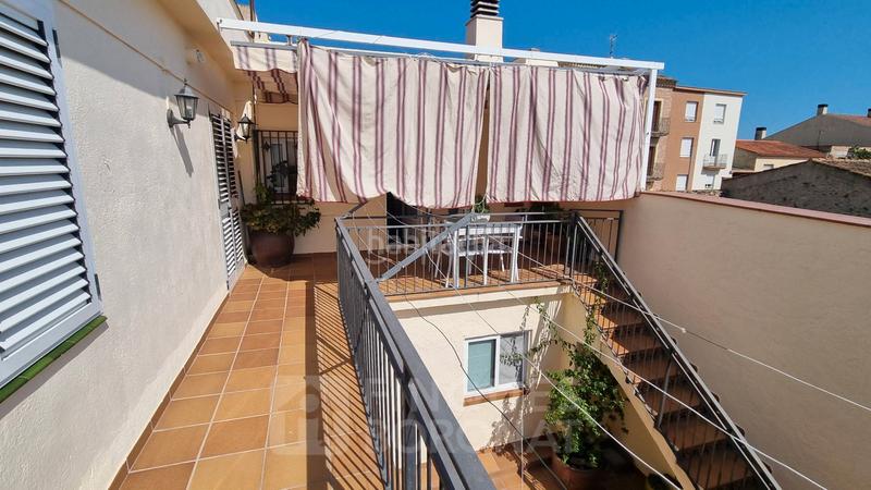 Foto 60bb0c1d-9a29-49d6-9817-378a0634f779. Casa  en venta en el centro . en Perafort