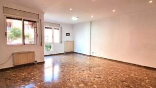 Appartement  Avinguda de ramón y cajal. Piso en venta en pleno centro de tarragona.