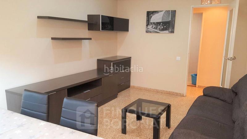 Foto e0be65e2-10fd-419a-8bbb-09d019644827. Location appartement dans Nou Eixample Sud Tarragona
