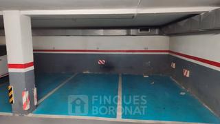 Miete Autoparkplatz  Avinguda de ramón y cajal 25. Parquing en alquiler en el centro de tarragona.