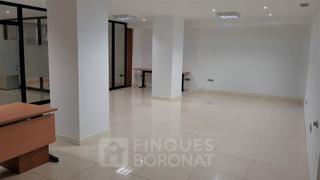 Location Bureau à Carrer d'eivissa 4. Despacho en alquiler en tarragona