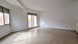 Pis  Carrer de pr�sper de bofarull. Piso en venta en reus