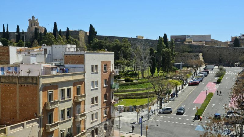 Foto e7324621-fac9-41a7-a2e3-9be965aaea98. Pis a Eixample Tarragona