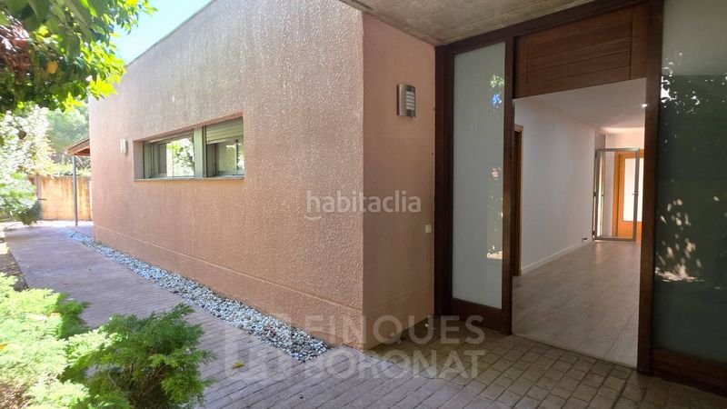Foto f98d42ab-5272-416e-92d2-3d35559bc23f. Xalet amb calefacció aparcament a Catllar (El)