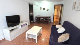Rent Flat  Carrer de sevilla. ¡¡se alquila exclusivamente a estudiantes o profesores!!