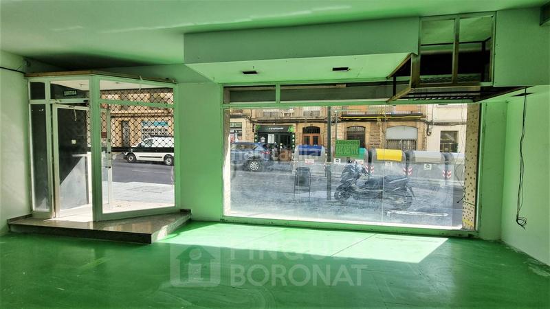 Foto f38373e0-d971-4893-a735-3932cb43f39f. Alquiler local comercial en carrer de la reina maria cristina 34b local comercial en alquiler en Tarragona