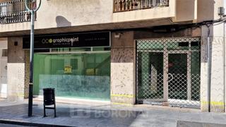 Location Local commercial à Carrer de la reina maria cristina 34b. Local comercial en alquiler en tarragona