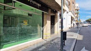 Local Comercial a Carrer de la Reina Maria Cristina 34B