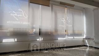 Rent Office space in Carrer d'august 5. Oficina en alquiler o venta en tarragona centro