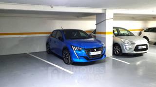 Aparcament cotxe a Avinguda principat d'andorra 10. Parking en venta zona avd. andorra