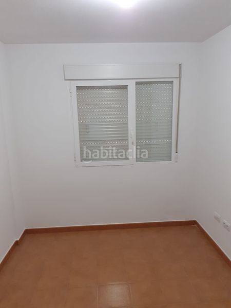 Foto 5b21a4e8-f7b2-4e01-a89e-88c5e00048b2. Estudi a Xàtiva