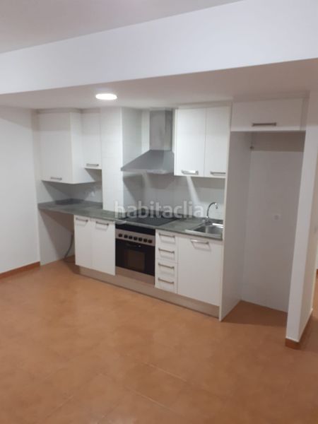 Foto 66b11d2d-a109-4b1c-8282-fe8db2a7c150. Estudi a Xàtiva