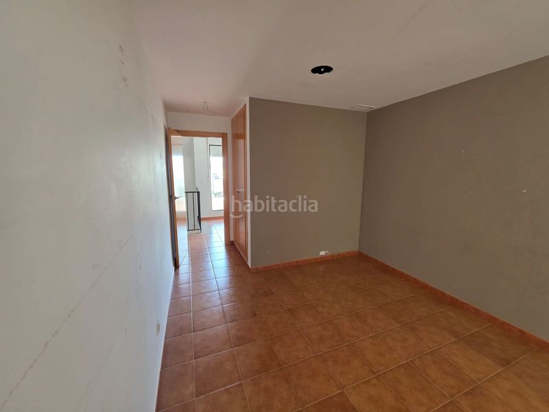 Foto b3198c4c-7abd-471e-b96f-f6562b1b8a5d. Àtic amb aparcament a Xàtiva