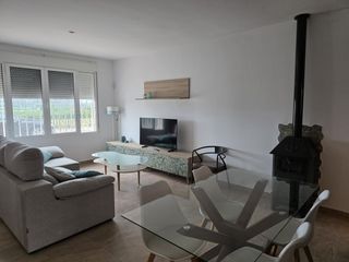 Affitto Casa a schiera in Lugar Nuevo de Fenollet. 2138 - adosado en alquiler en lloc de fenollet