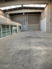 Rent Industrial building  Carrer de la plata. Nave alquiler polígono riu clar