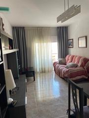 Appartement à Centre. Fantástico piso exterior de 3 habitaciones cerca de zona comerci