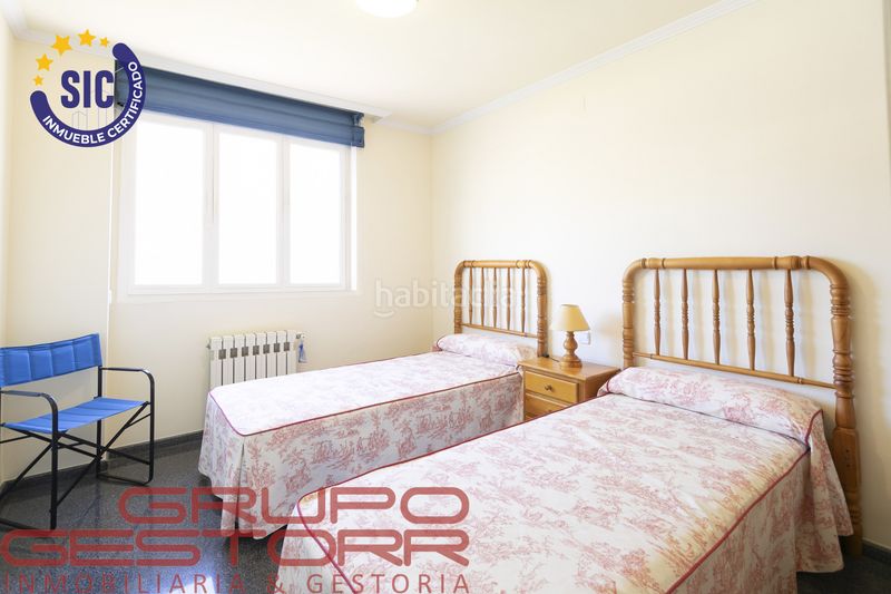 Foto 123199fd-d21d-4561-88ed-5a93ed043230. Casa amb calefacció aparcament piscina a Jaume Roig Valencia