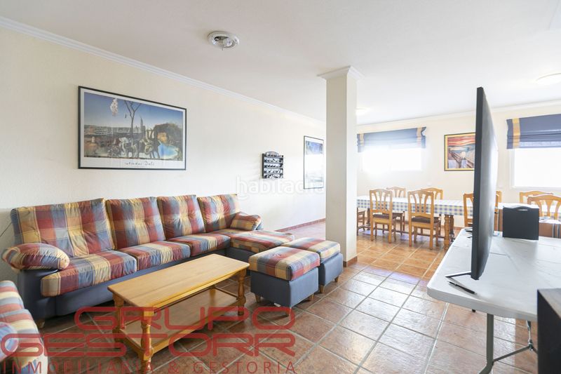 Foto becb99d0-ce4e-455c-98e2-c1c72334004d. Casa amb calefacció aparcament piscina a Jaume Roig Valencia