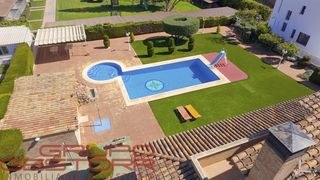 Haus in Jaume Roig. Espectacular chalet en santa apolonia, el vedat de torrent