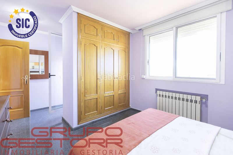 Foto c4d63e12-ef95-4db8-a7fe-b697295b83d1. Casa amb calefacció aparcament piscina a Jaume Roig Valencia
