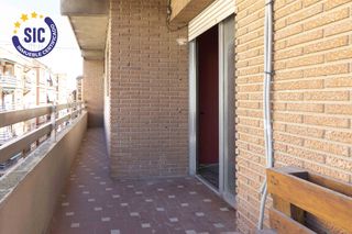 Pis  Torrent - avenida al vedat. Amplia vivienda esquinera de 159 m en avenida al vedat  gran opo