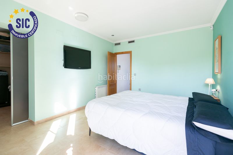 Foto 1a4a47c3-efc0-4931-81d7-ea70622b1250. Casa amb calefacció aparcament piscina a Corinto-Almardà Sagunt