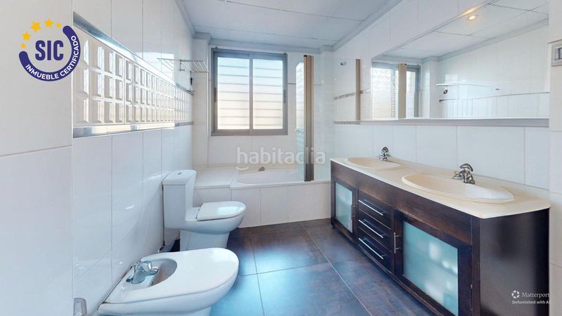 Foto a38cf7e3-4d14-4570-9e4c-57354a5f89ad. Casa amb calefacció aparcament piscina a Corinto-Almardà Sagunt