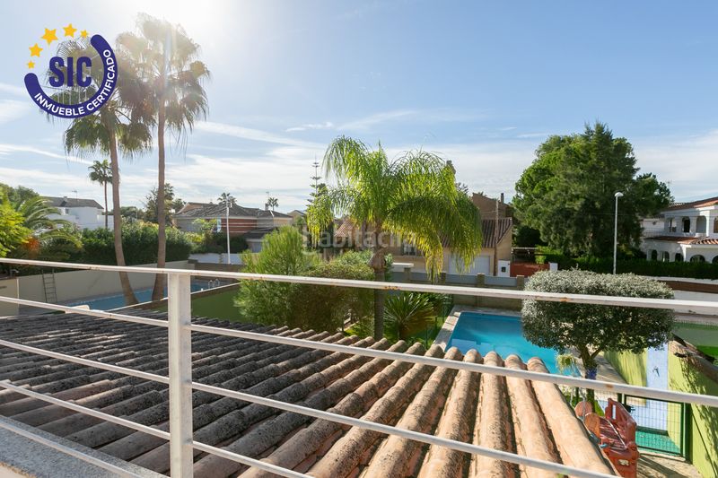 Foto aa8da212-26ca-4cdd-a0aa-dcbf001caaa9. Casa amb calefacció aparcament piscina a Corinto-Almardà Sagunt