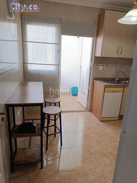 Foto 68a83184-ecb3-4866-b6e0-a2b9d1804cd2. Lloguer pis amb aparcament a Ceutí