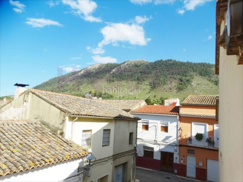 Foto c8c1a6e0-206a-4846-b5a8-85c2b483fe70. Casa aparellada a Novetlè
