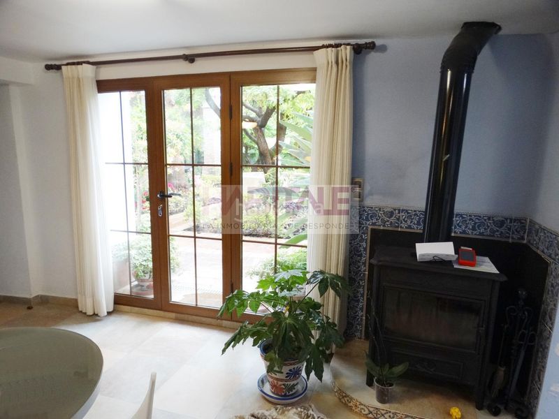 Foto a891b7a1-1c18-4299-a1f6-95590e9e805f. Casa amb piscina a Xàtiva