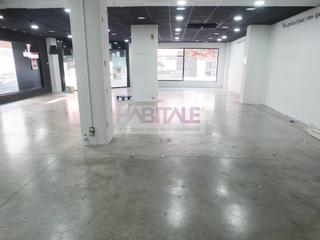 Lloguer Local Comercial a Xàtiva. Si lo que necesitas es espacio y visibilidad este es el local id