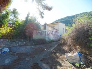 Maison à Xàtiva. Gran chalet en terreno rústico a las faldas de la montaña en un