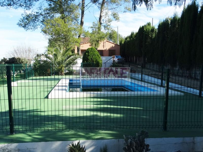 Foto 9abd681d-5608-4214-9a02-b92901cfa788. Casa amb piscina a Xàtiva