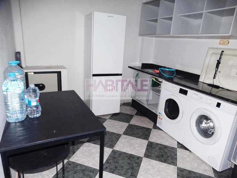 Foto e27b3eeb-1b3c-49ff-b670-6f8e30a9c6b6. Local comercial a Xàtiva