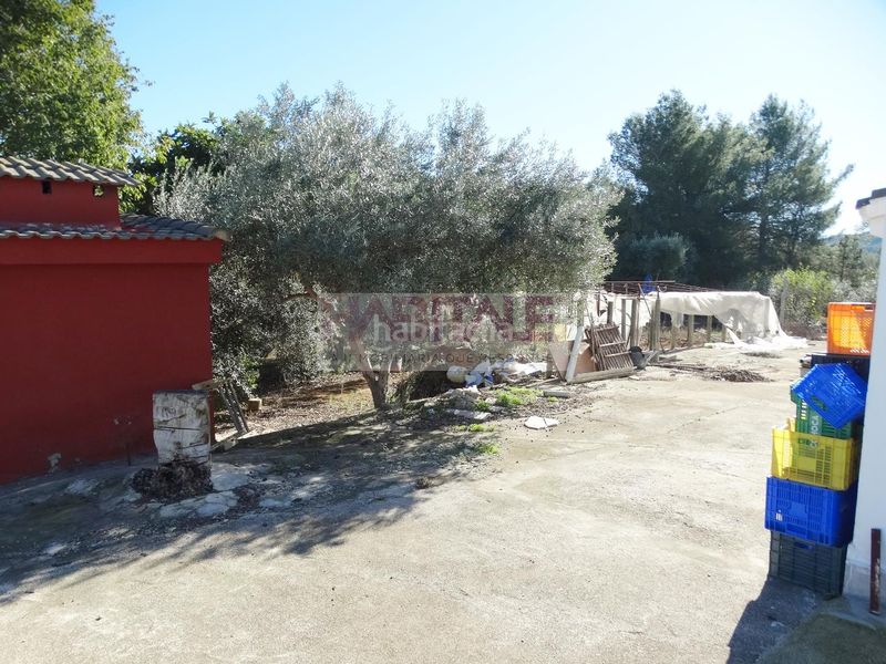 Foto 1408c5eb-77ed-4693-b8ff-b42dd3aa7e0f. Casa amb piscina a Barxeta