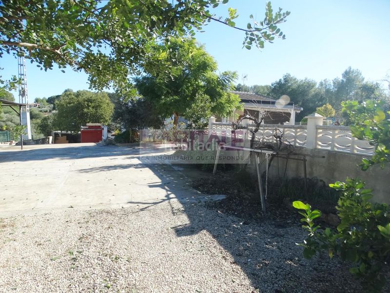 Foto 18b71f34-7923-4af9-924c-0107e01f42e5. Casa amb piscina a Barxeta