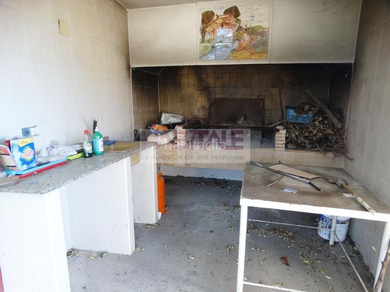 Foto 2433db64-78ca-4889-953d-5aabc865805d. Casa amb piscina a Barxeta