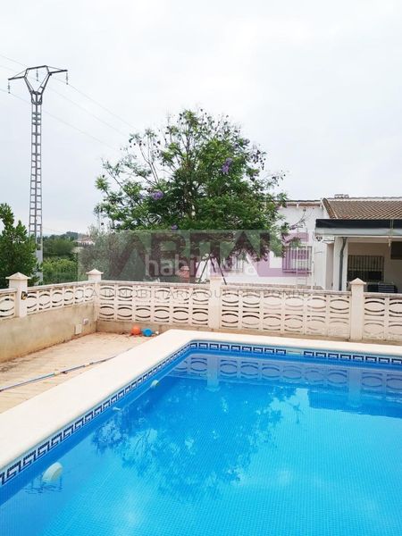 Foto 8edd4e70-5444-4b1a-8e44-b86f756083b3. Casa amb piscina a Barxeta