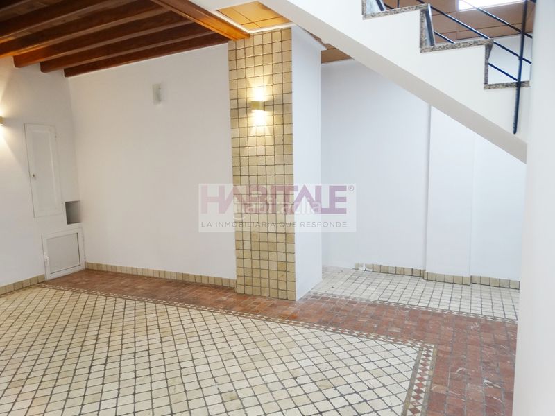 Foto a3ba383c-36d3-44a0-93ab-09986cc63d0d. Lloguer local comercial a Xàtiva