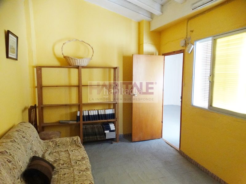Foto 221481bd-4836-4de2-aa07-898958e00b46. Casa pareada estupenda casa reformada para entrar a vivir en casco antiguo de xativa. en Xàtiva
