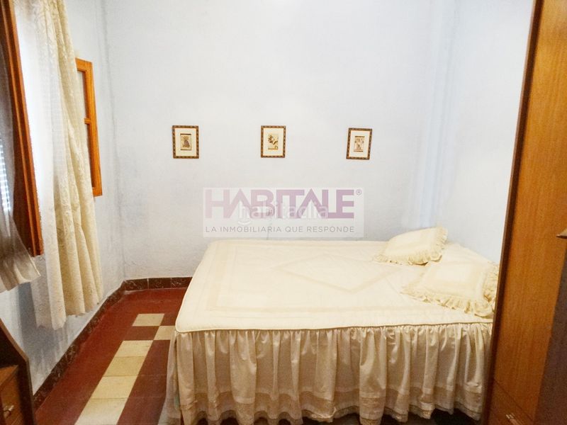 Foto 4700050e-a885-41e8-a4c7-4046d15a3b37. Casa pareada estupenda casa reformada para entrar a vivir en casco antiguo de xativa. en Xàtiva