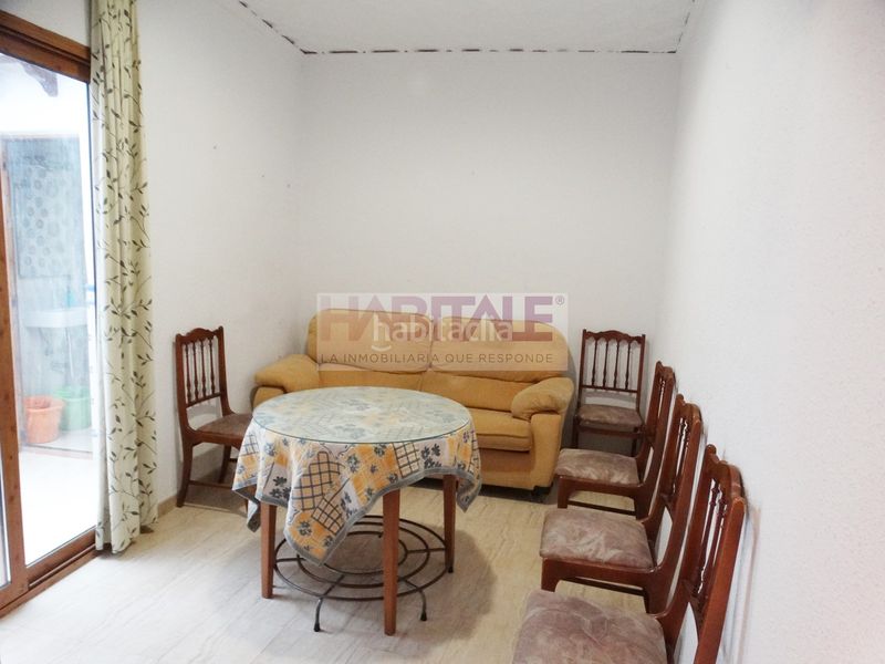 Foto 6db4f500-4c18-4408-a975-ab97c9ddeaf1. Casa pareada estupenda casa reformada para entrar a vivir en casco antiguo de xativa. en Xàtiva