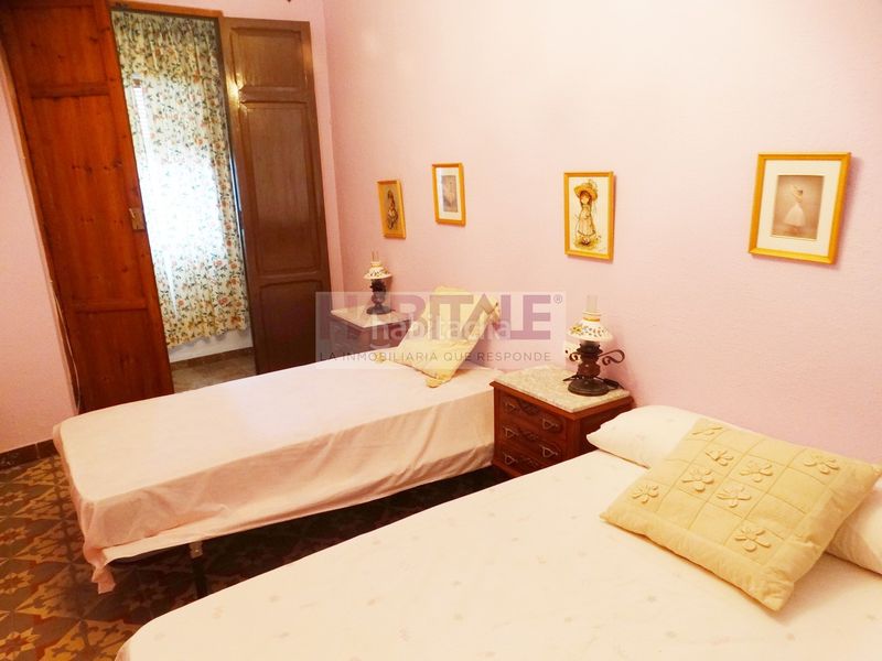 Foto 74de8b21-d15a-4485-a7e6-8ac269397eed. Casa pareada estupenda casa reformada para entrar a vivir en casco antiguo de xativa. en Xàtiva