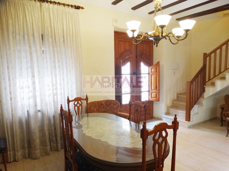 Foto abd9ae35-1cbd-4ac9-8a38-561c5e01b09d. Casa pareada estupenda casa reformada para entrar a vivir en casco antiguo de xativa. en Xàtiva