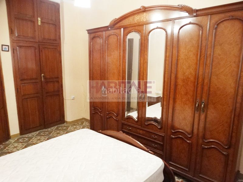 Foto bb86d29e-bfab-470f-8fe0-97db9bb10494. Casa pareada estupenda casa reformada para entrar a vivir en casco antiguo de xativa. en Xàtiva