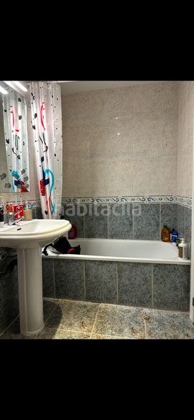 Foto a9abc0e0-ba56-4517-ae5f-74907aeedfae. Pis amb calefacció aparcament a Zona Nord Alcoi